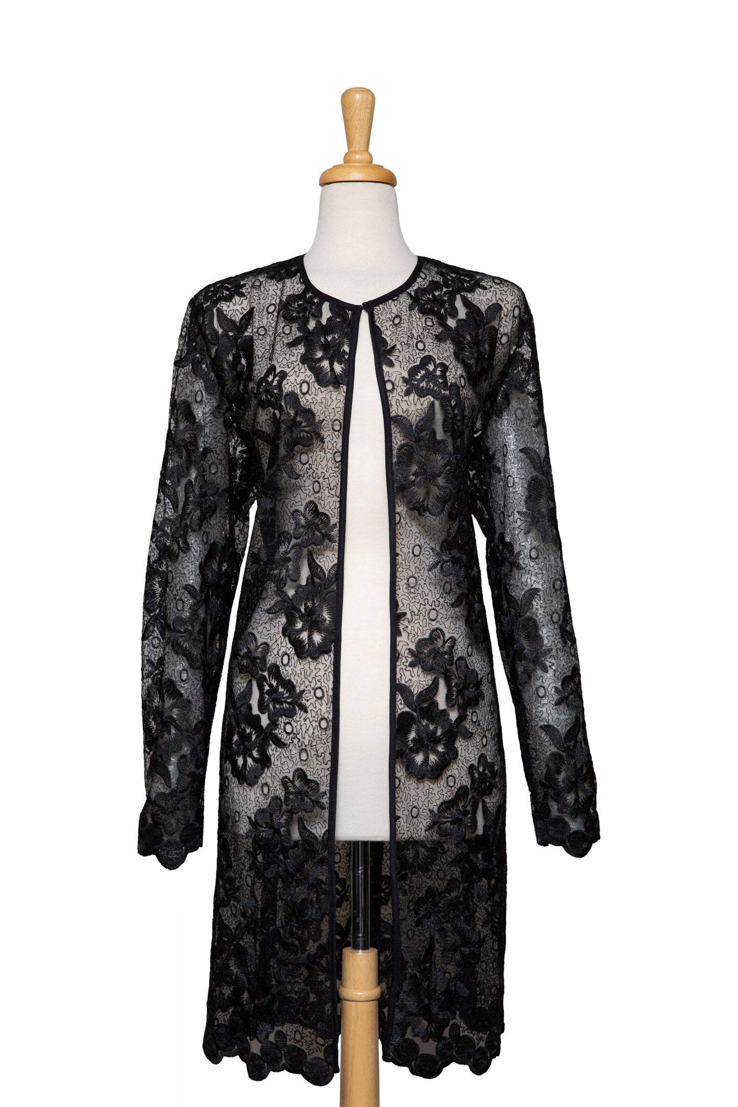 Plus Size Thin Black Floral Embroidered 3/4 Length Lace Jacket