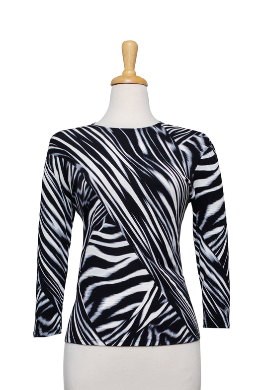 Plus Size Black and White Patches Animal Print Textured Microfiber 3/4 Sleeve Top
