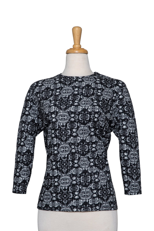 Plus Size Black and White Ethnic Print 3/4 Sleeve Cotton Top